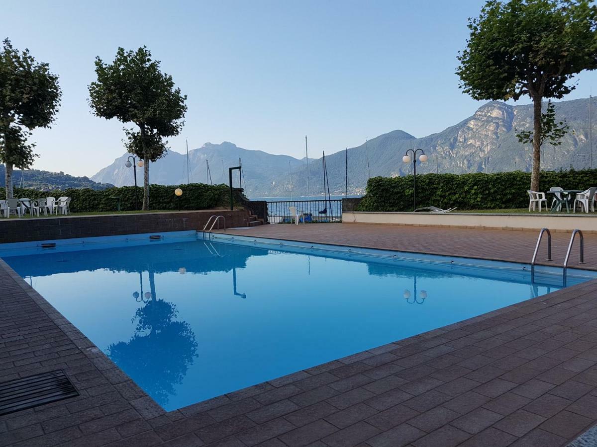 Foresteria Lombarda La Spiaggia Lierna Kültér fotó